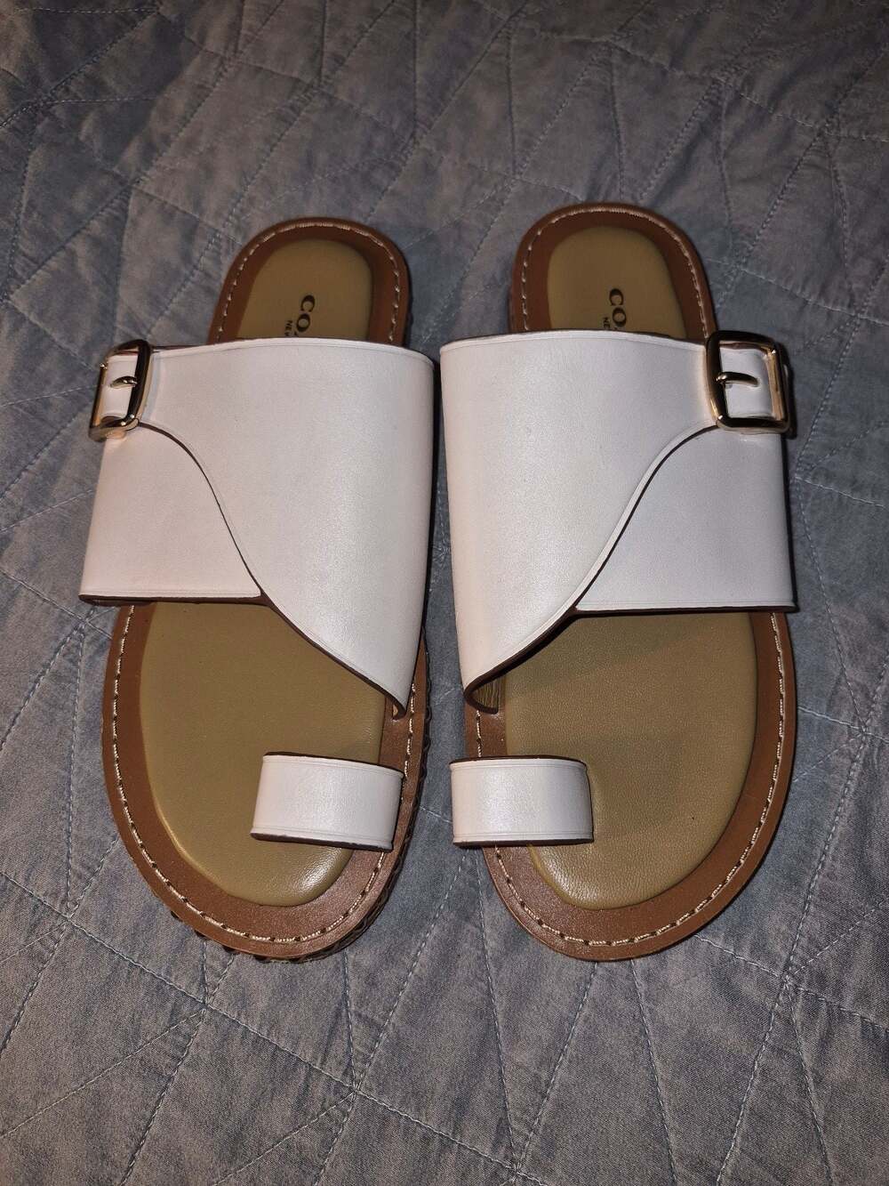 Coach White Leather Toe-Loop Buckle Slide Flat Sandals